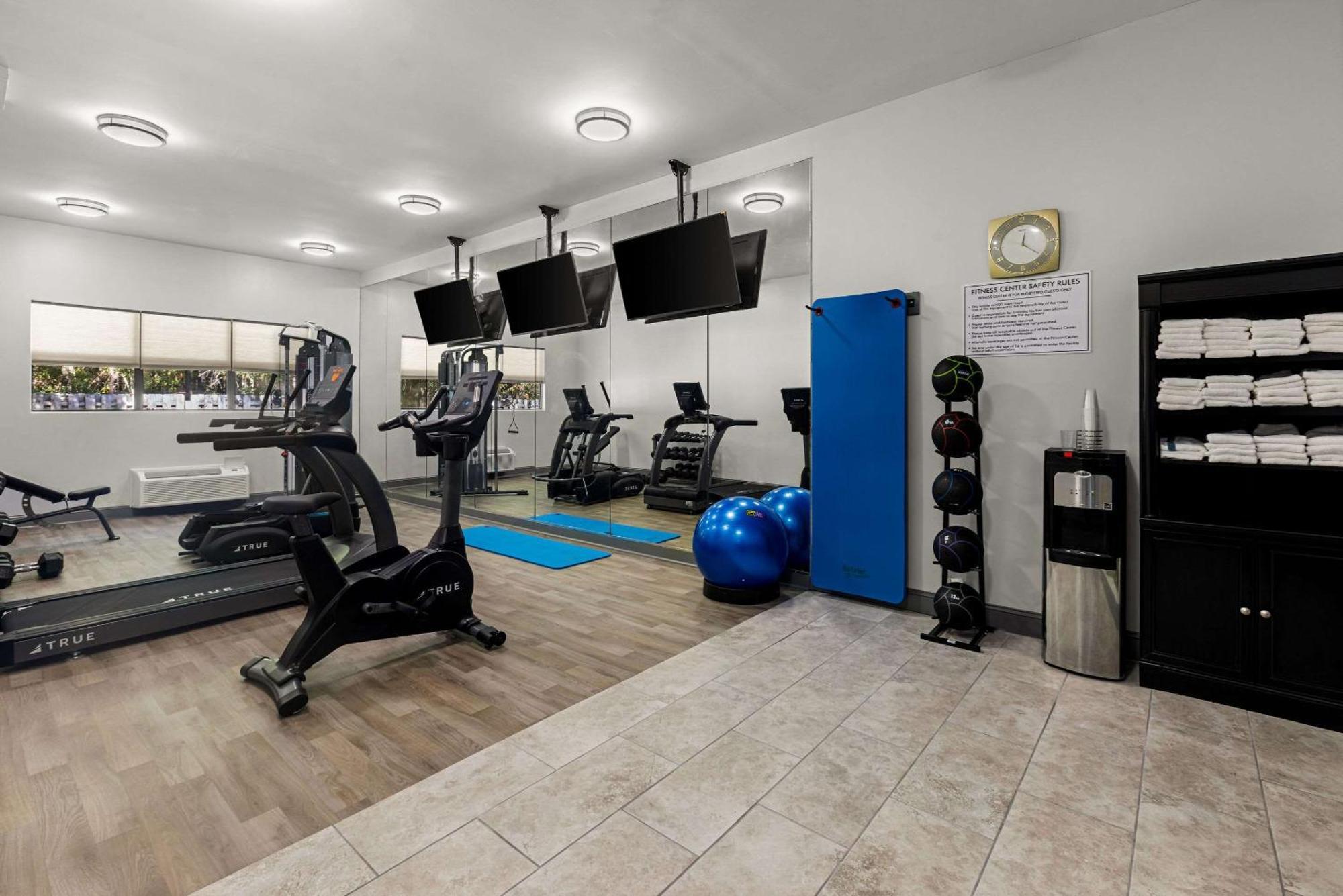Clarion Pointe Hinesville Near Fort Stewart Екстериор снимка